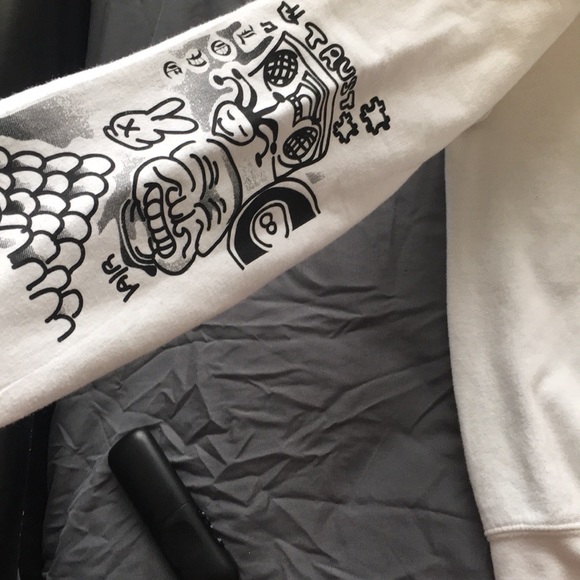 Purpose tour merch (Justin Beiber) - Picture 3 of 6